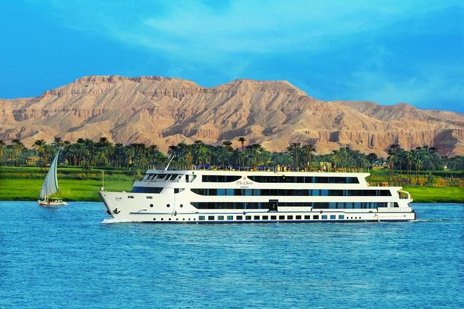 Nile Cruise tours between Luxor and Aswan Egypt